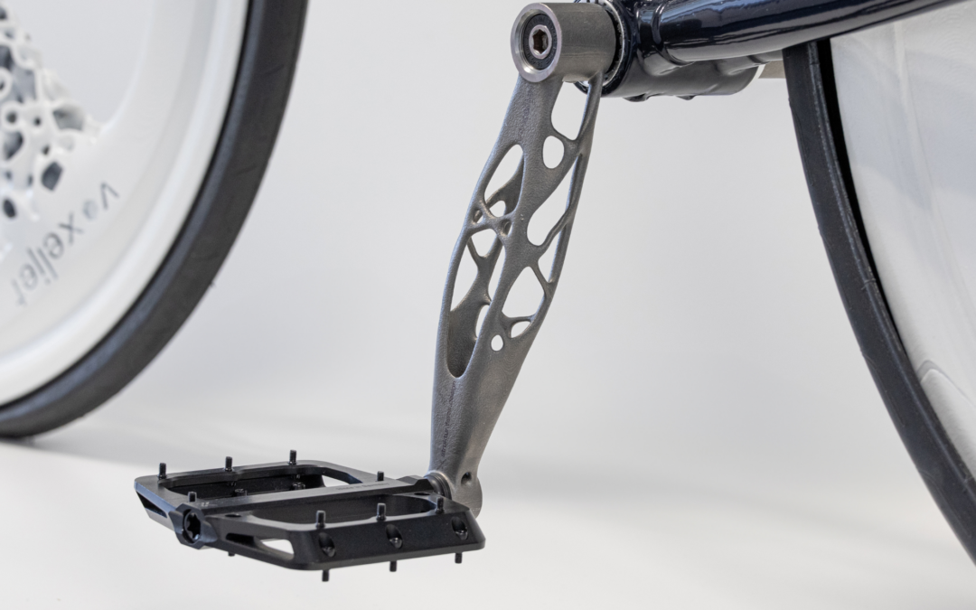 Structural optimized bicycle crank mounted on a show bike. struktur.form.design Engineering GmbH